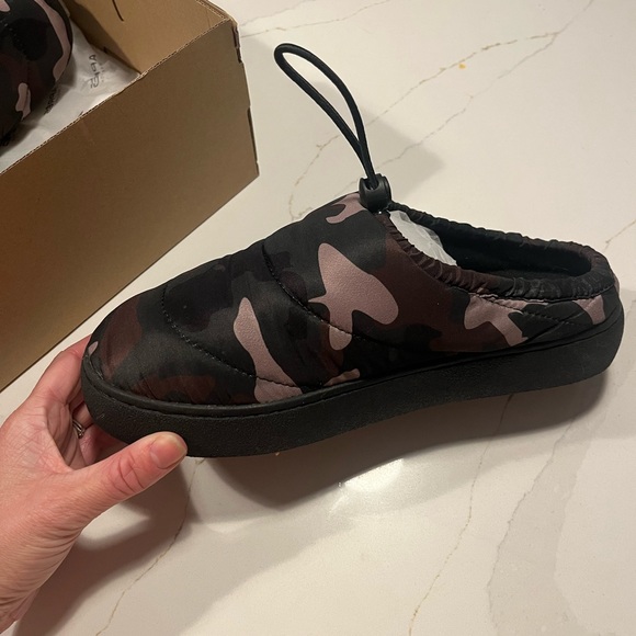 Apres Research Slipper - Picture 4 of 5